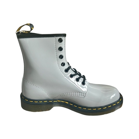 NEW Dr. Martens Women's 1460 Grey Lucido Patent Lamper Fashion Boot Size 8 - Picture 6 of 8